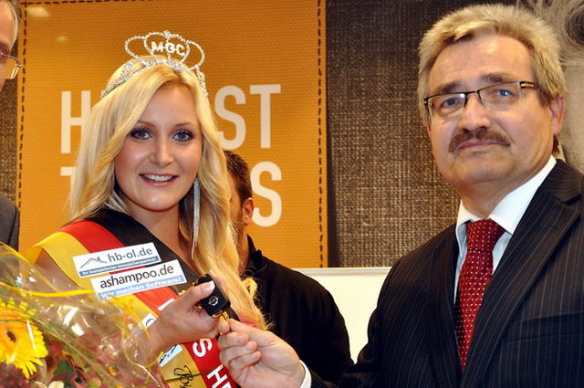 Miss Herbst   196.jpg